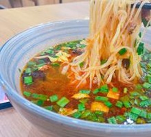 Qishan Sautéed Pork Noodles