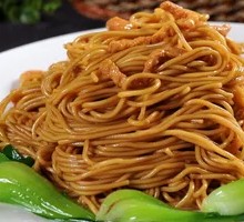 Stir-Fried Noodles with Shredded Meat