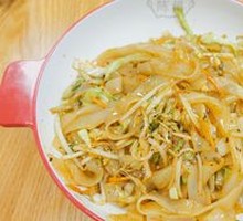 Stir-Fried Cold Noodles