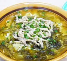 酸菜肉丝手擀面