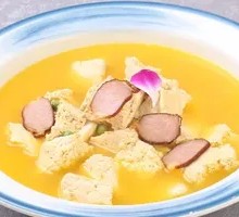 Clay Pot Chicken and Tofu Soup