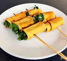 Cilantro-wrapped tofu skin rolls