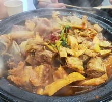Tendon and Brain Hot Pot