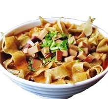 Fried Rice Noodles with Crispy Tofu