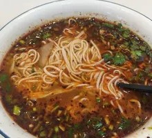 Clear Soup Beef Noodles