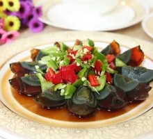 Green Pepper and Century Egg