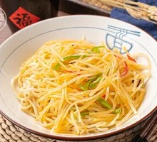 Spicy Pepper and Potato Noodles