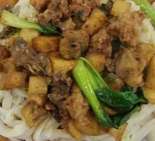 Braised Chicken Noodles