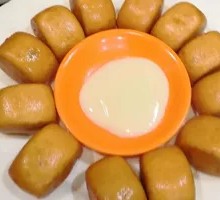 Fried Buns with Condensed Milk