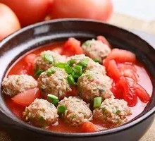 Sandy Pot Tomato and Pork Meatballs