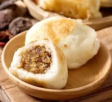 Beef Pan-Fried Dumplings