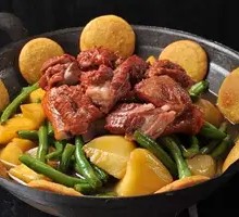 Braised Chicken and Pork Rib Pot