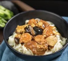 牛肉三鲜打卤面