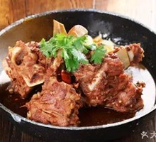 Spicy Sichuan Sauce Pork Spine Bones