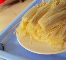 Enoki Mushroom