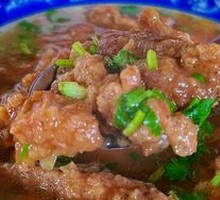 Stewed Chicken with Brown Sauce