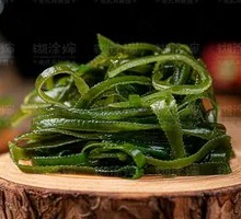 Thin seaweed strips