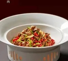 Stir-Fried Beef with Yellow Onion