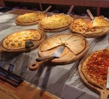 Spicy Crawfish Pizza