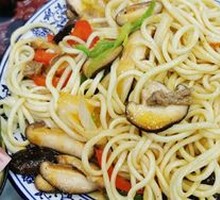 砂锅粉皮炖牛腩