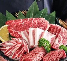 Jiutian Family Feast