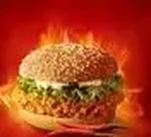 吃香辣鸡腿堡