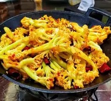 Spicy Cauliflower in Hot Pot