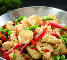 Spicy Stir-Fried Organic Cauliflower