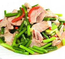 蒜薹肉片