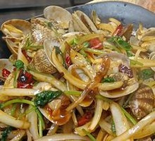 Spicy Stir-Fried Clams