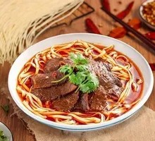 Vegetarian Beef Noodles