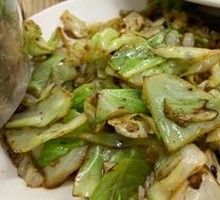 Stir-Fried Cabbage with Sauce