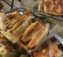 猪肉三鲜锅贴每份