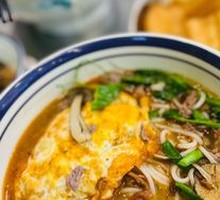 鲜牛肉肉酱米线