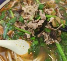 大满贯肉酱米线