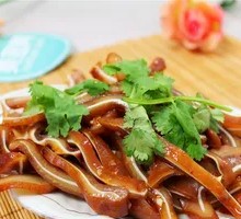 Spicy Oil Pig Ears