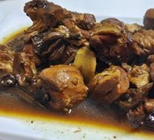 Chicken Stewed with Mushrooms