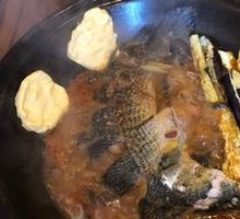 铁锅炖黑鱼