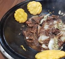 Stewed Pork Ribs in Iron Pot