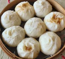 Xianggu Mushroom and Pork Steamed Buns