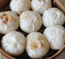 Pickled Mustard Greens and Pork Steamed Buns