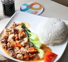 东北酱香排骨饭