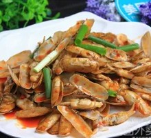 Spicy Stir-Fried Clams
