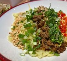 王牌生椒牛肉拌面