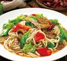 Beef with Green Pepper Noodles