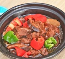 Stewed Beef with Yellow Sauce