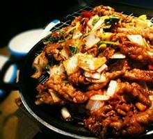 Beijing Grilled Meat on Iron Skillet