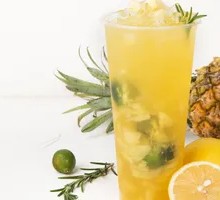Pineapple Fruit Tea