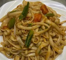 Tomato and Egg Fried Noodles
