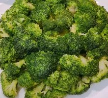 Steamed Broccoli with Soy Sauce